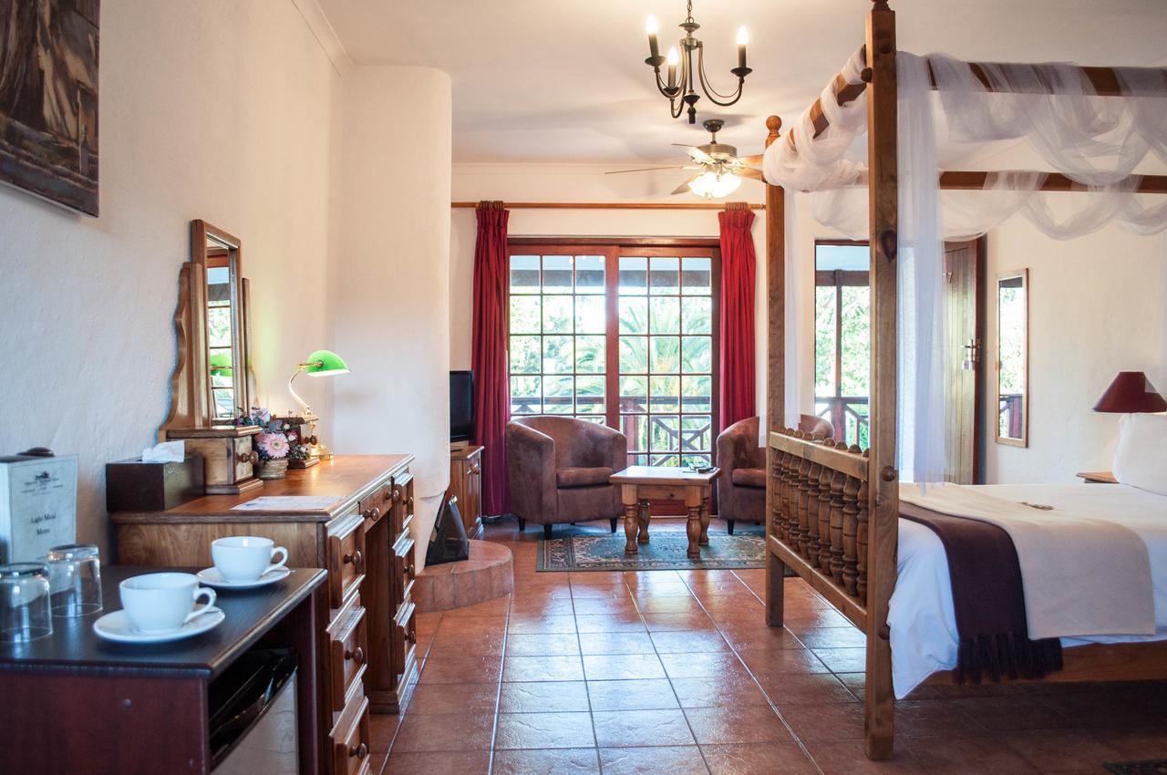 Houw Hoek Hotel Botrivier Kültér fotó