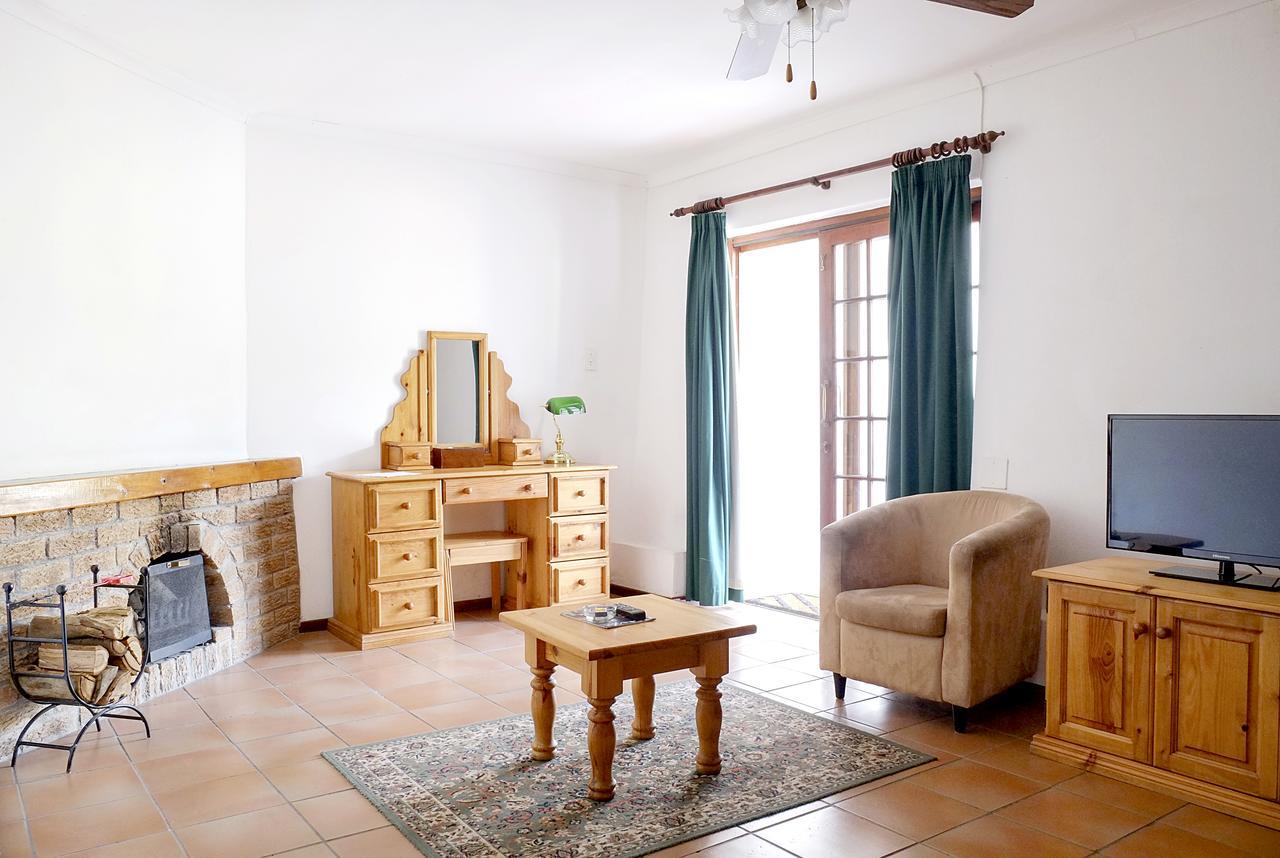 Houw Hoek Hotel Botrivier Kültér fotó